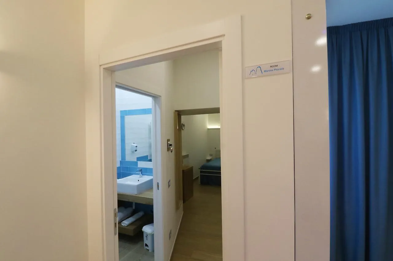 Antica Capri Bed & Breakfast Naples 2*,